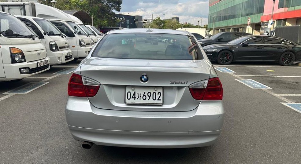 BMW 3시리즈 320i 세단 사진 5