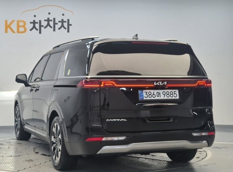 기아 카니발 디젤 9인승 시그니처 사진 3