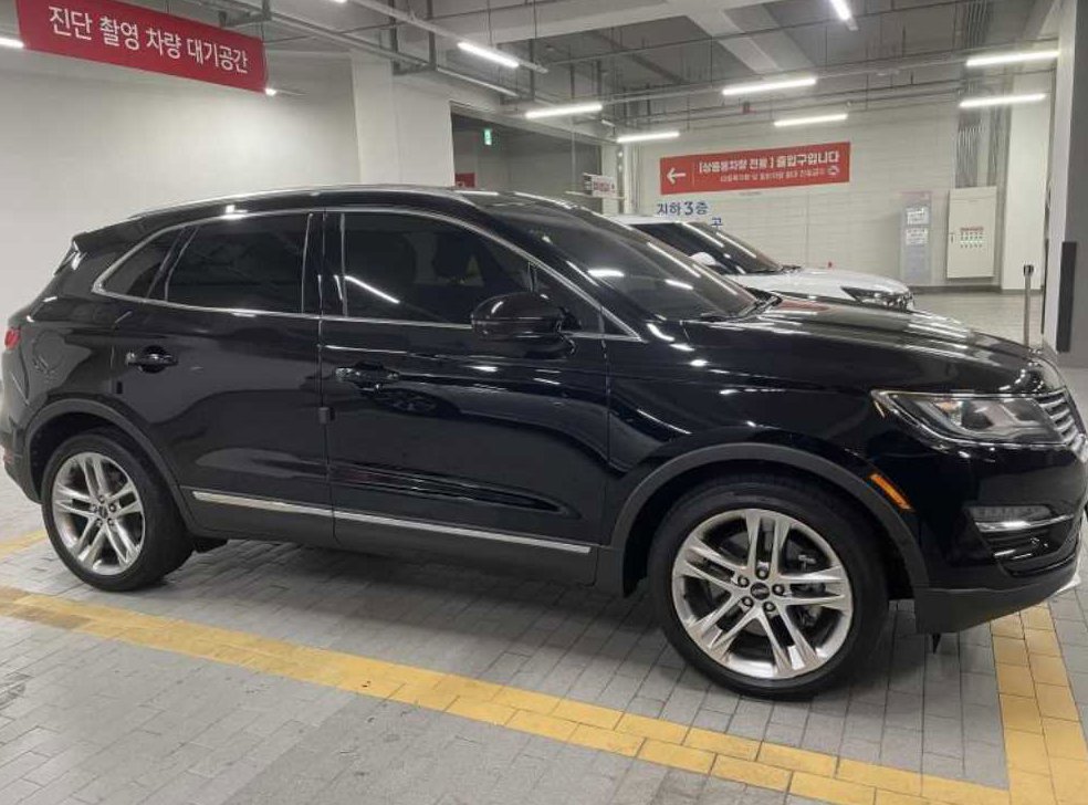 링컨 MKC 2.0 AWD 사진 2