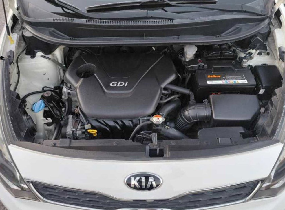 기아 프라이드 5DR 1.6GDI 프레스티지 사진 18
