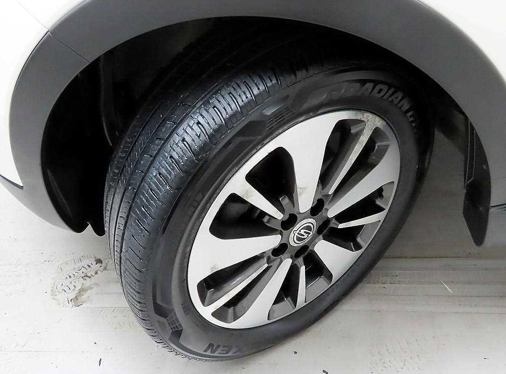 KG모빌리티(쌍용)  코란도 2WD 2.0 CVT 사진 19