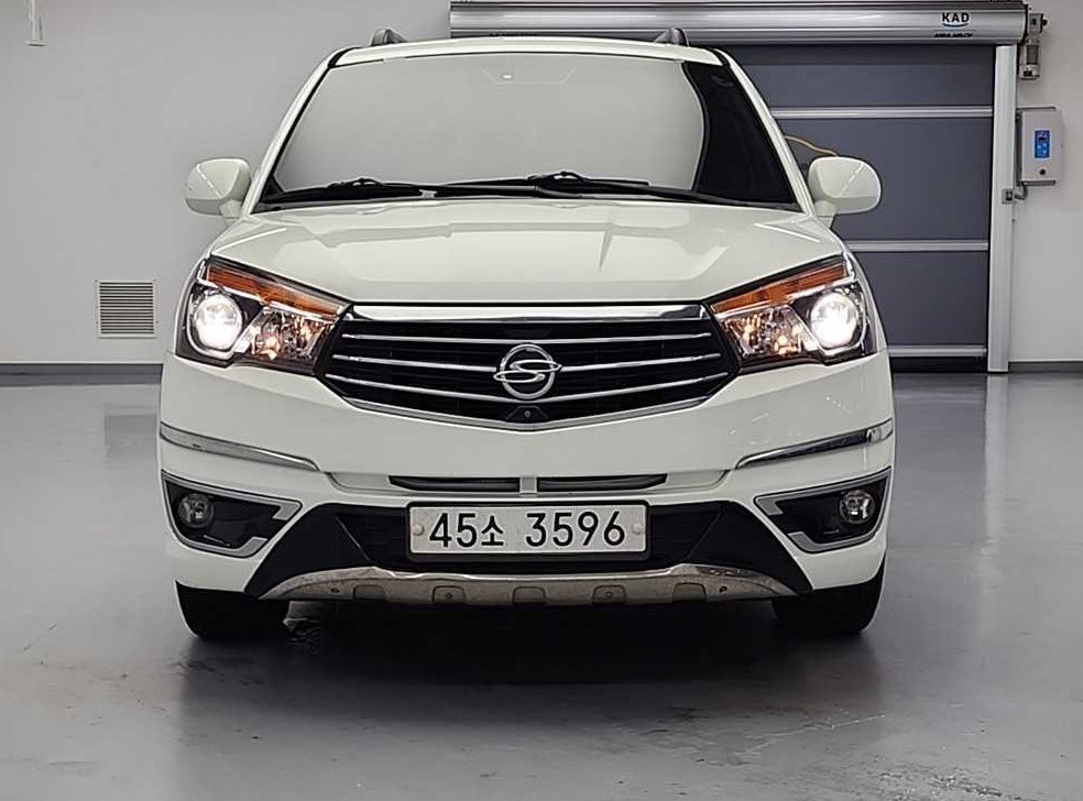 KG모빌리티(쌍용)  코란도 4WD RX 플러스 사진 2