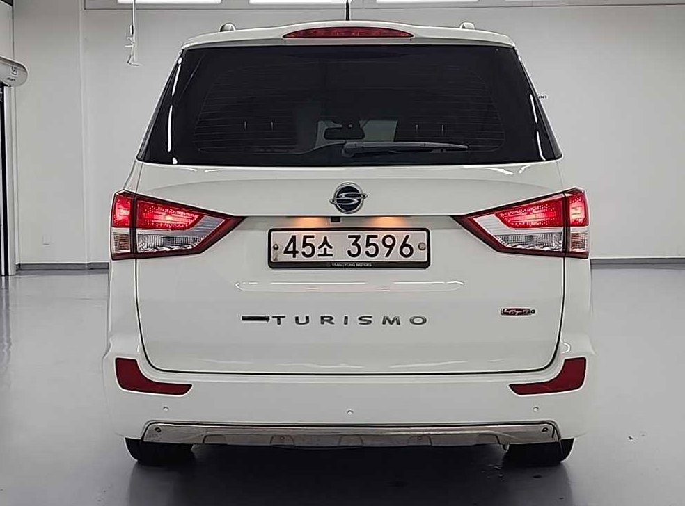 KG모빌리티(쌍용)  코란도 4WD RX 플러스 사진 3