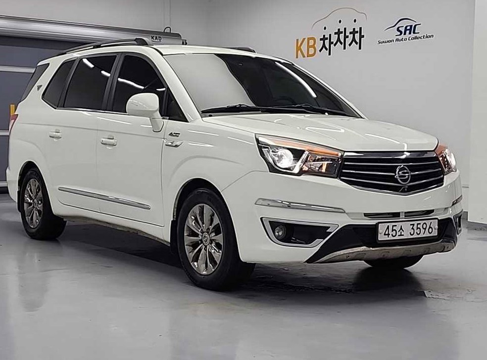 KG모빌리티(쌍용)  코란도 4WD RX 플러스 사진 4