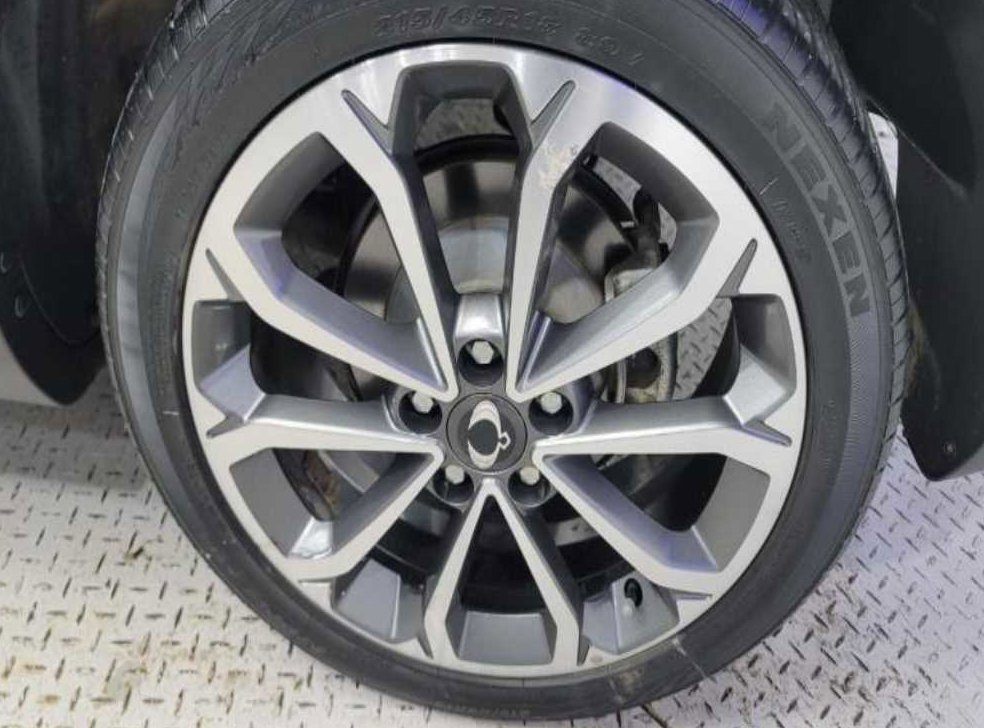 KG모빌리티(쌍용)  티볼리 2WD 가솔린 VX 사진 11