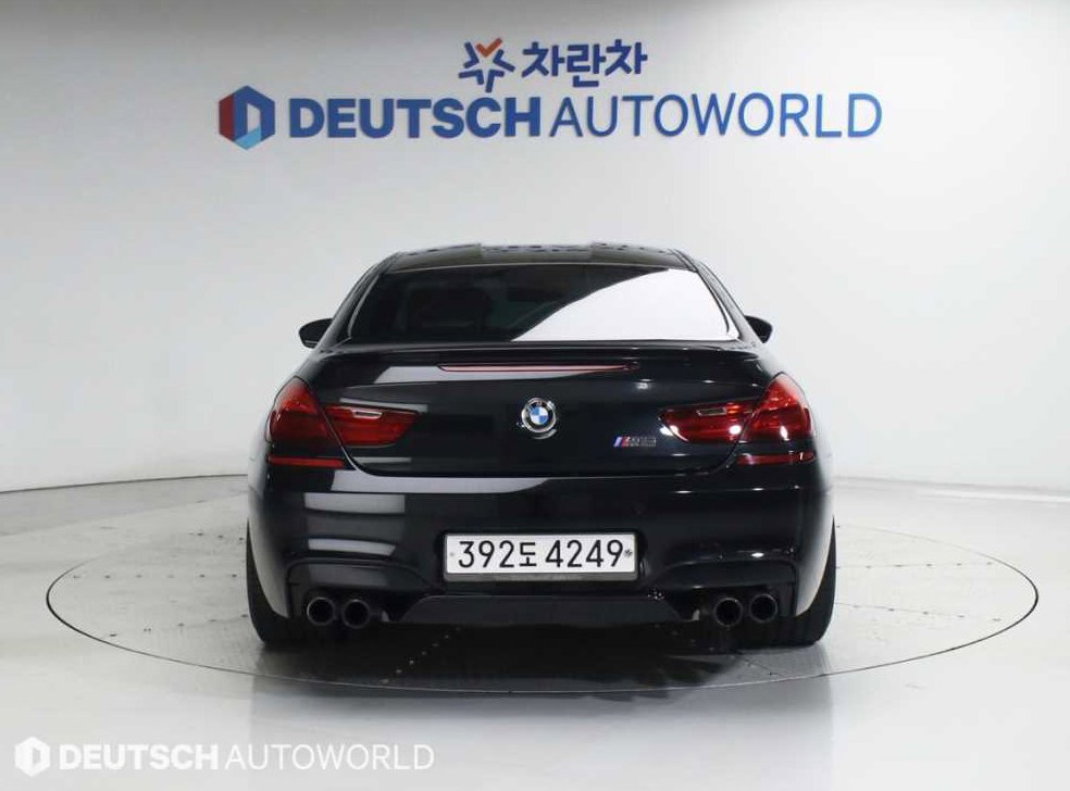 BMW 6시리즈 M6 쿠페 사진 4