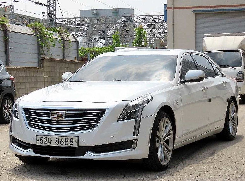 캐딜락 CT6 3.6 플래티넘 AWD 사진 2