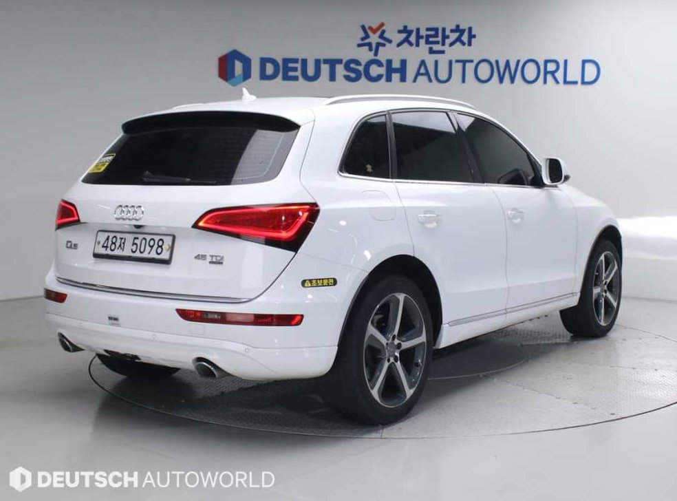 아우디 Q5 45 TDI 콰트로 사진 2