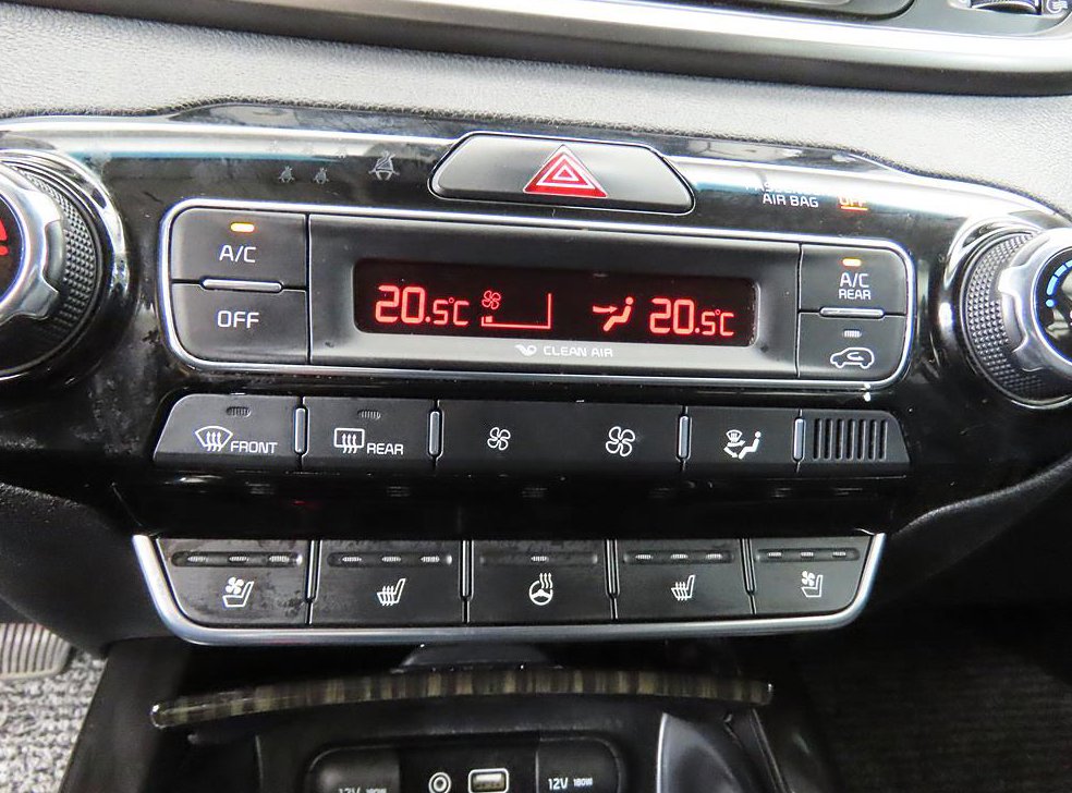 기아 쏘렌토 디젤 2.0 2WD 사진 8
