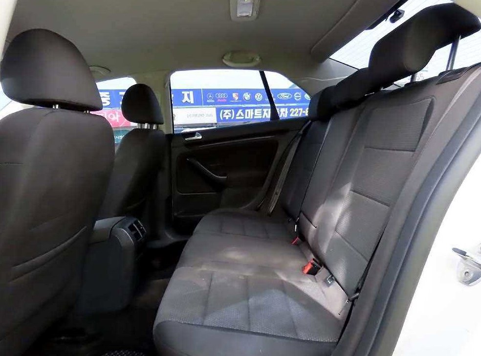 폭스바겐 제타 2.0 TDI 사진 6