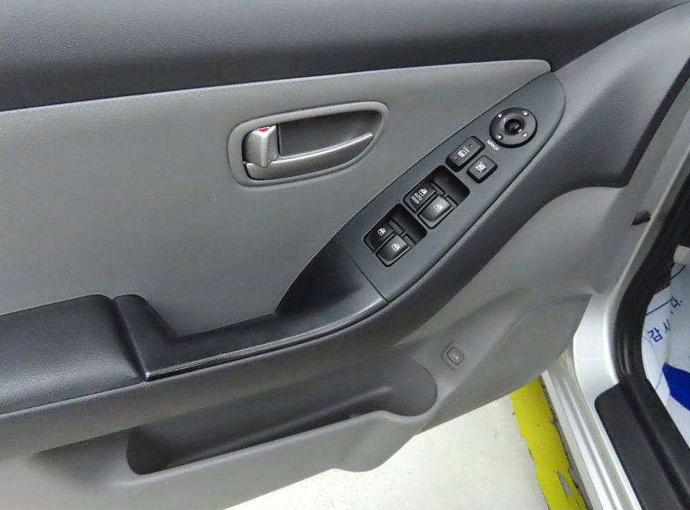 현대 아반떼 1.6 VVT E16 사진 12