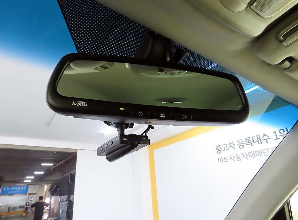 KG모빌리티(쌍용)  렉스턴 2.0  2WD RX7 사진 17