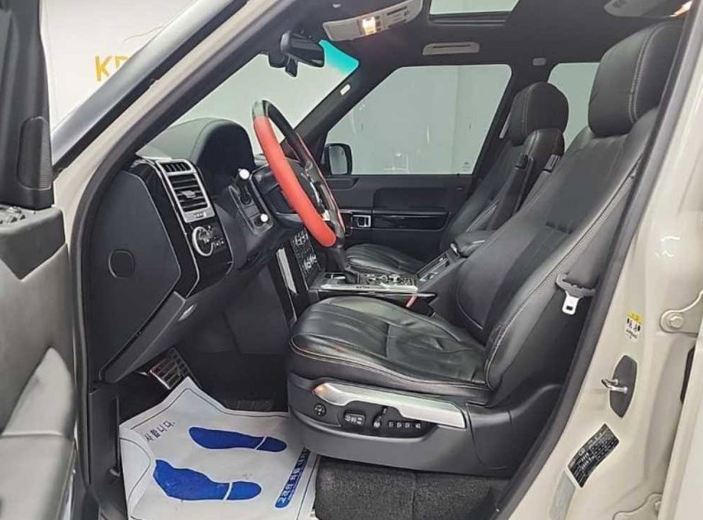 랜드로버 레인지로버 V8 5.0 SUPERCHARGED 사진 11