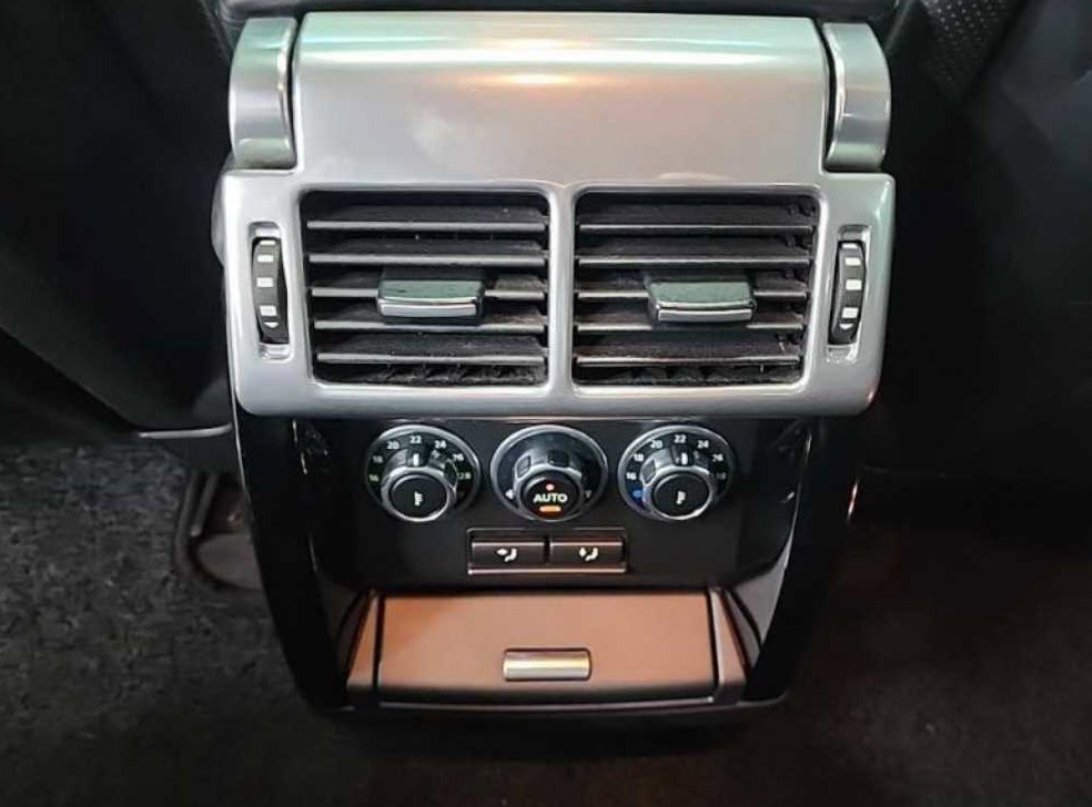 랜드로버 레인지로버 V8 5.0 SUPERCHARGED 사진 13