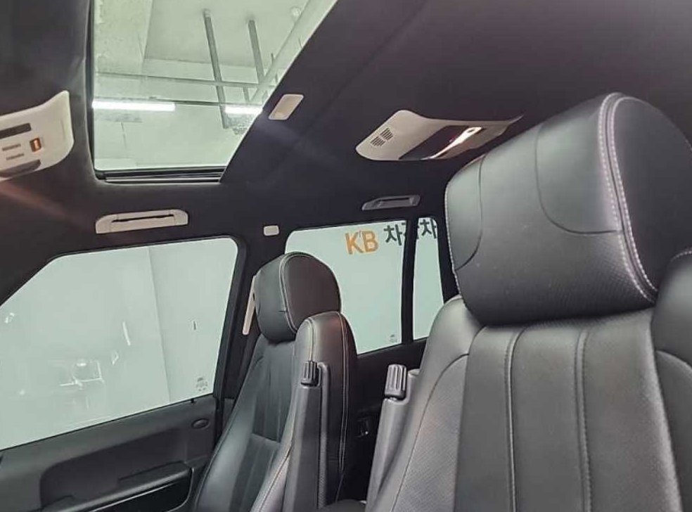 랜드로버 레인지로버 V8 5.0 SUPERCHARGED 사진 15