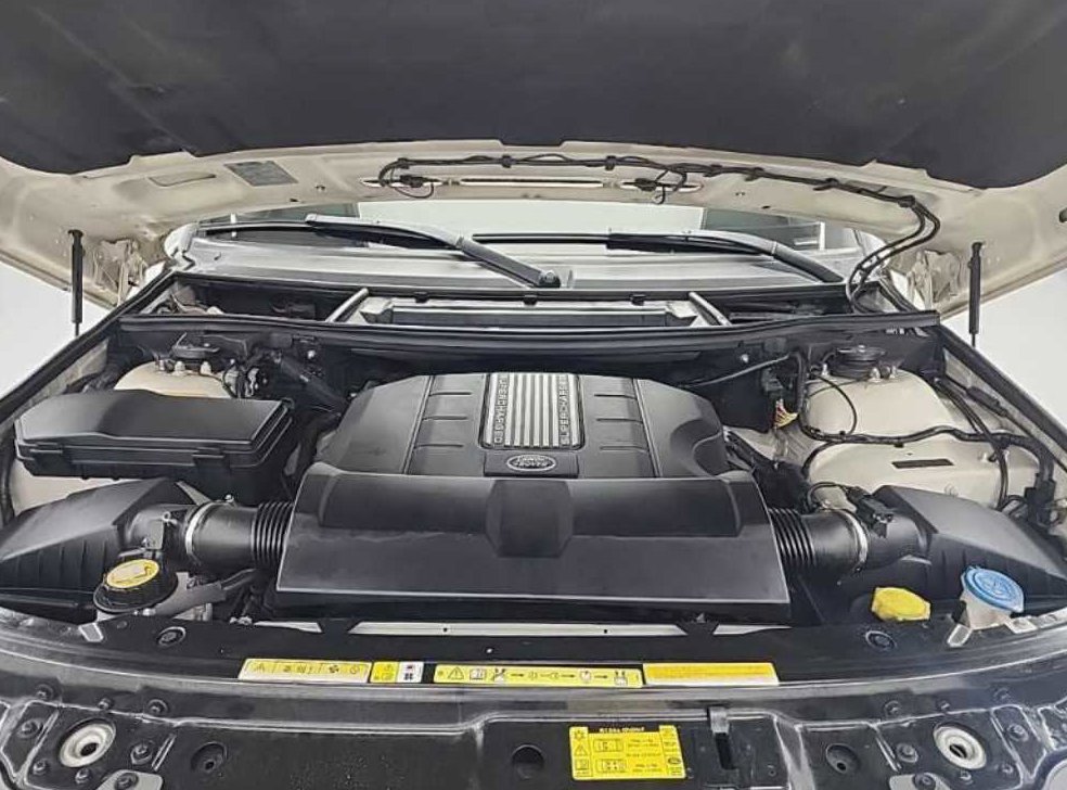 랜드로버 레인지로버 V8 5.0 SUPERCHARGED 사진 5