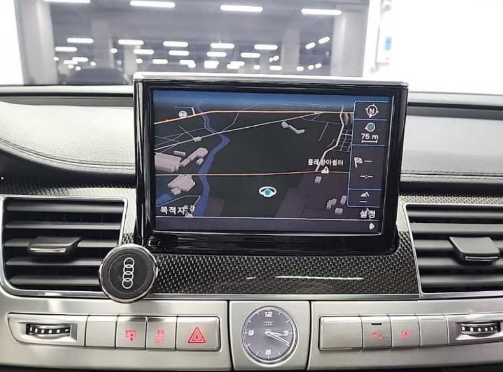 아우디 S8 4.0 TFSI 콰트로 사진 16