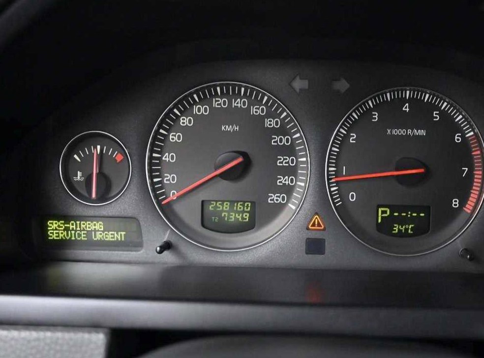 볼보 XC90 2.5 T 사진 8