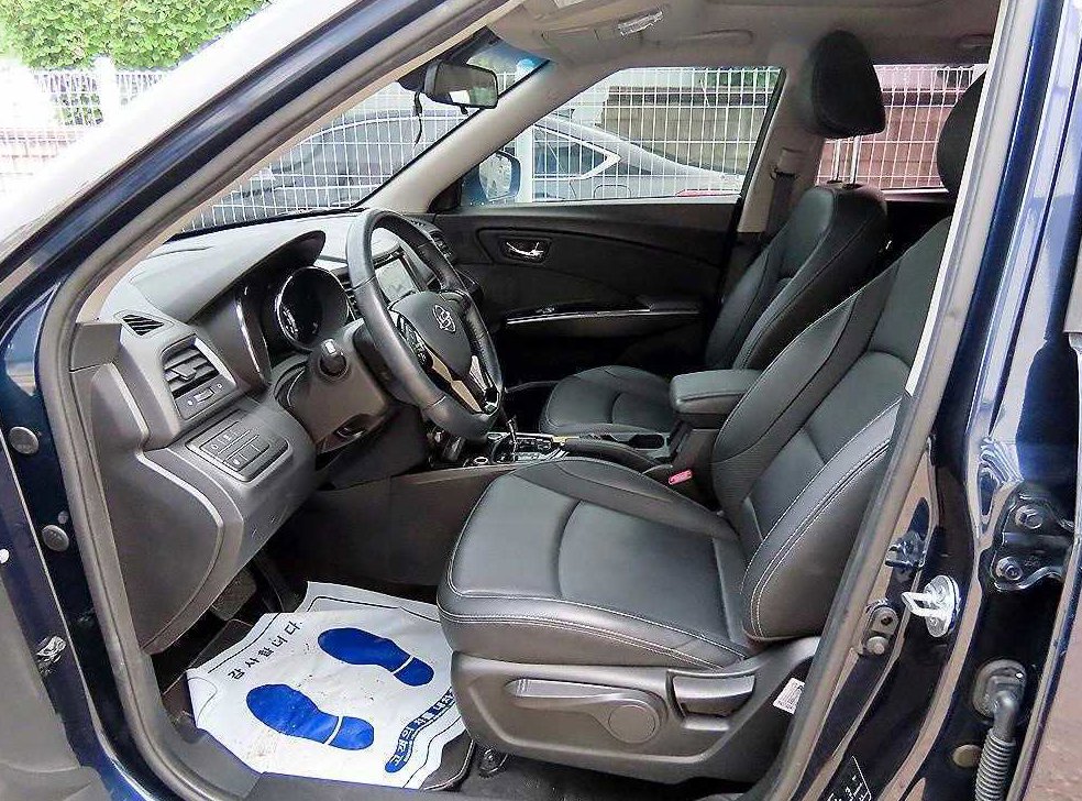KG모빌리티(쌍용)  티볼리 가솔린 2WD 1.6 VX 사진 5