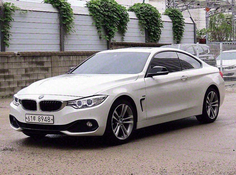 BMW 4시리즈 420d xDRIVE 쿠페 스포츠 사진 2