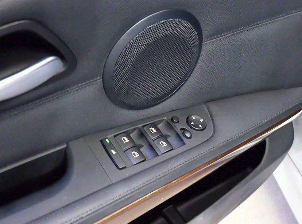 BMW 3시리즈 320i 세단 사진 13