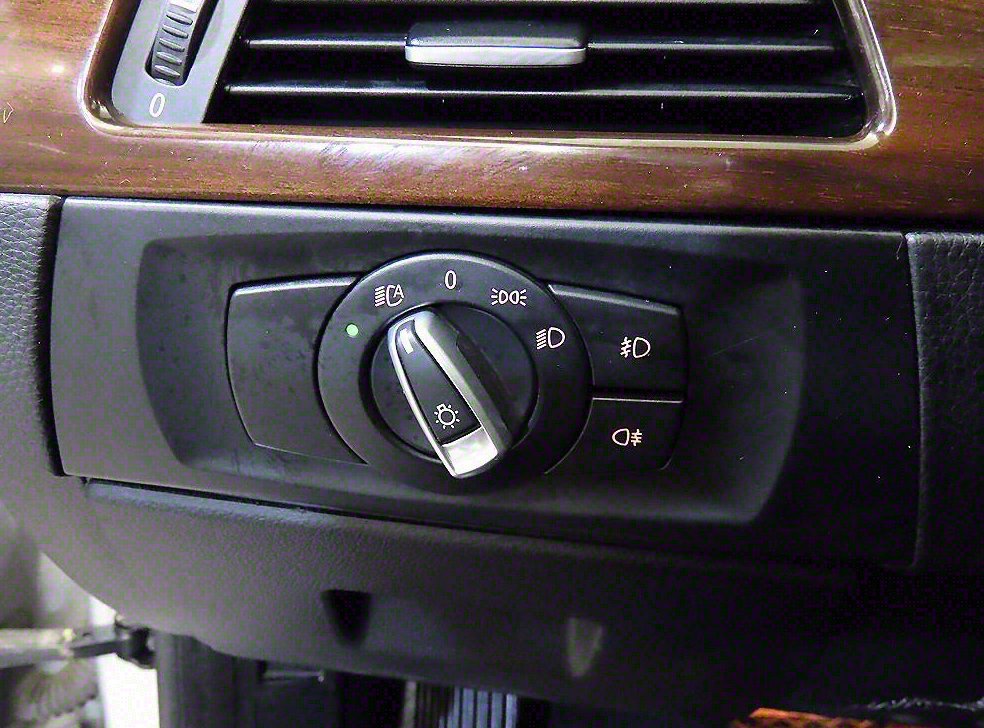 BMW 3시리즈 320i 세단 사진 14