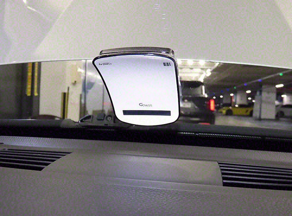 BMW 3시리즈 320i 세단 사진 15