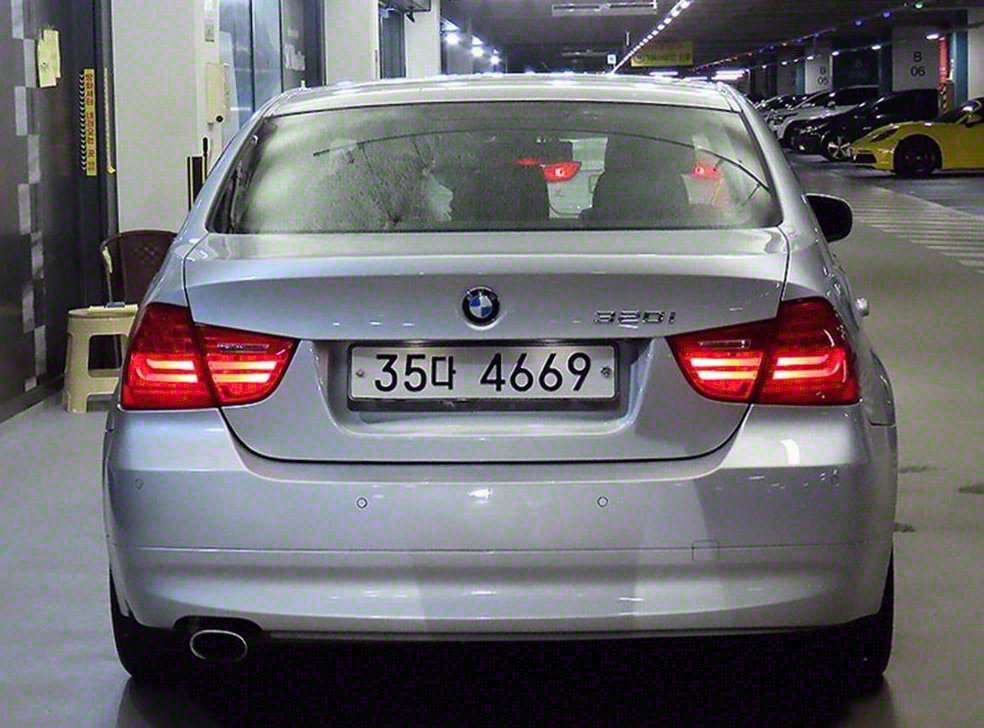 BMW 3시리즈 320i 세단 사진 5