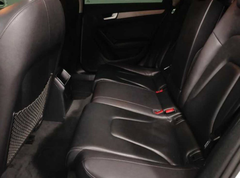 아우디 A4 30 TDI 사진 8