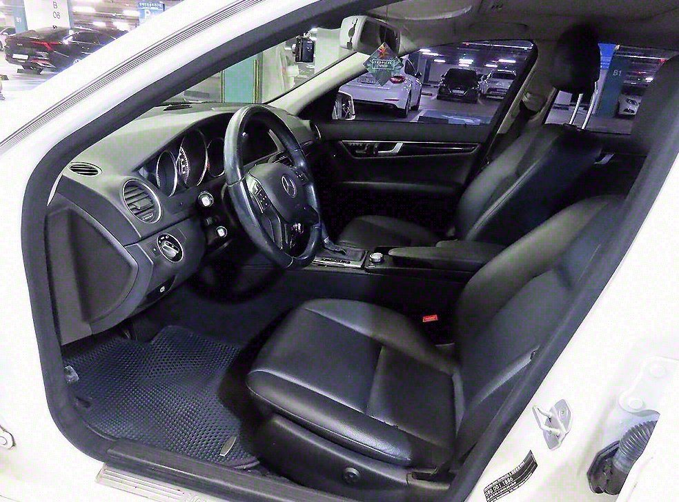 벤츠 C 클래스 C220 CDI 4MATIC 에디션 C 사진 6