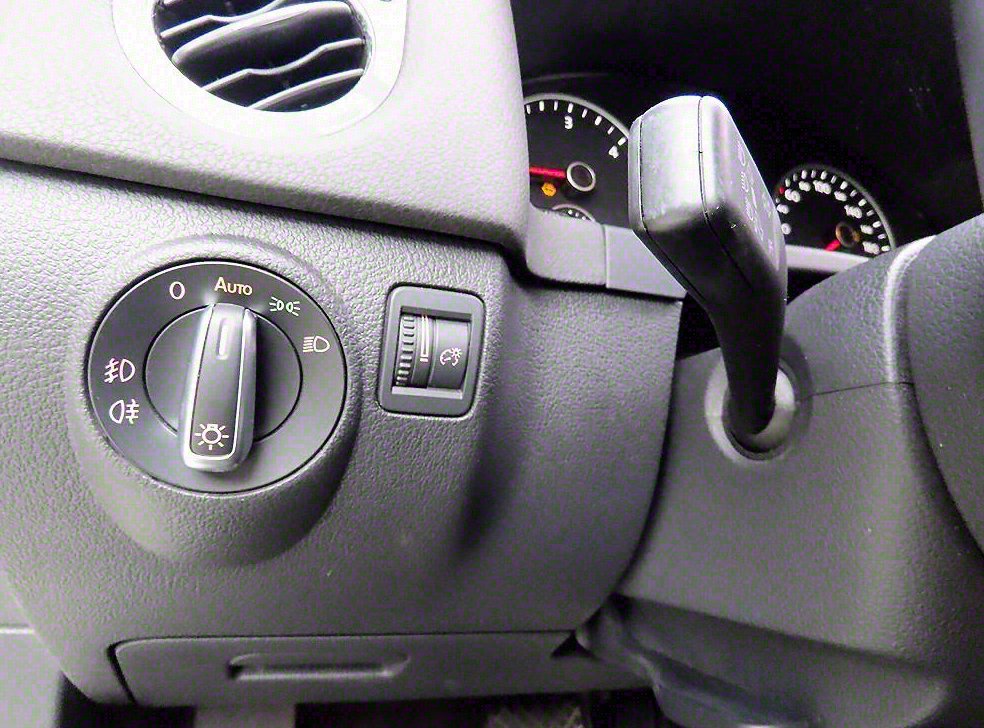폭스바겐 티구안 2.0 TDI 프리미엄 사진 12