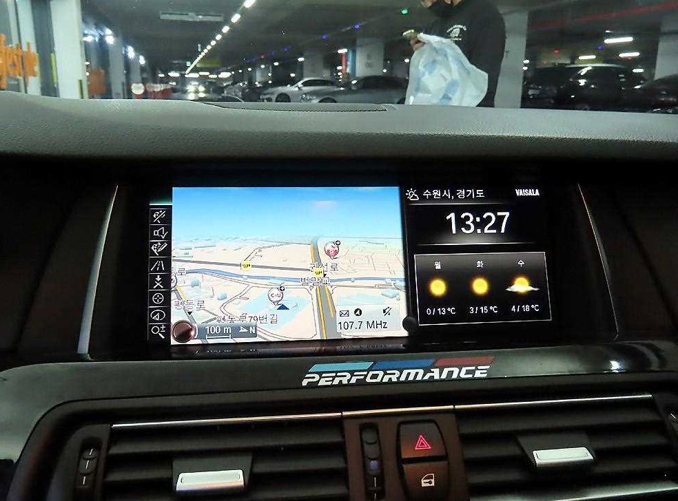 BMW 5시리즈 528i M 에어로 다이나믹 사진 13