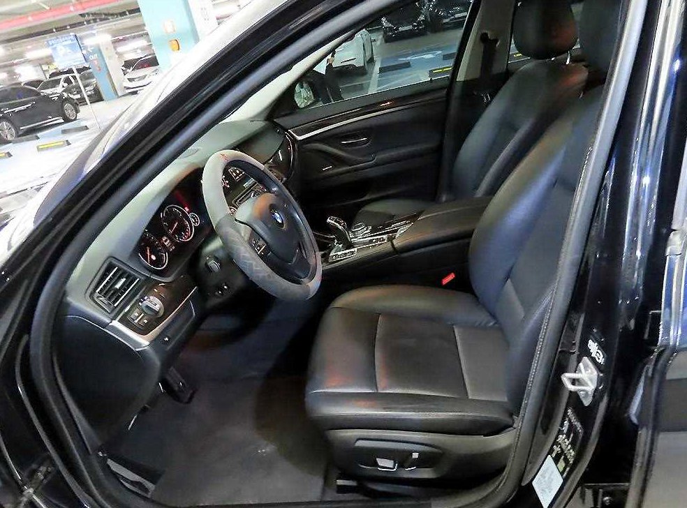 BMW 5시리즈 528i M 에어로 다이나믹 사진 6