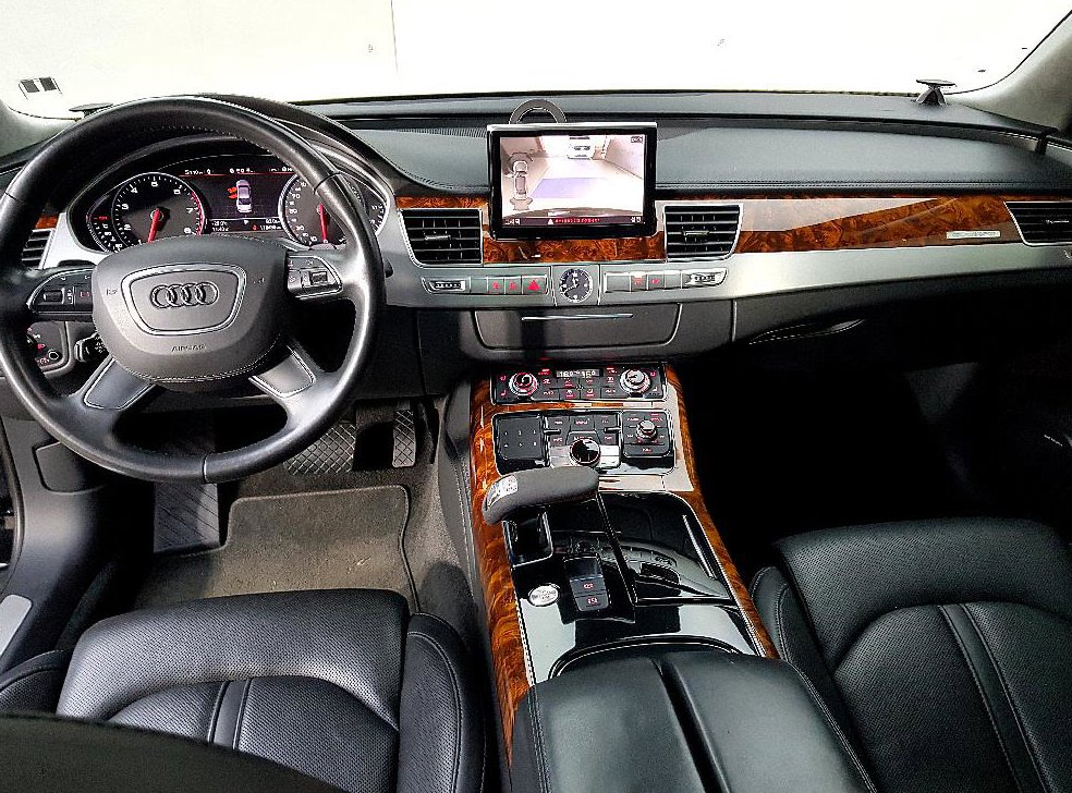 아우디 A8 6.3 FSI 콰트로 LWB 사진 5