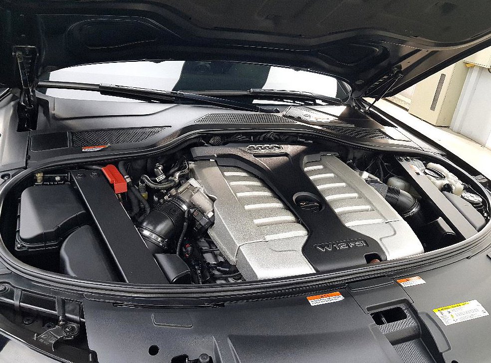 아우디 A8 6.3 FSI 콰트로 LWB 사진 6