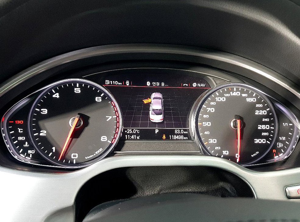 아우디 A8 6.3 FSI 콰트로 LWB 사진 7