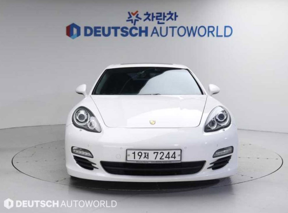 포르쉐 파나메라 3.0 디젤 사진 3
