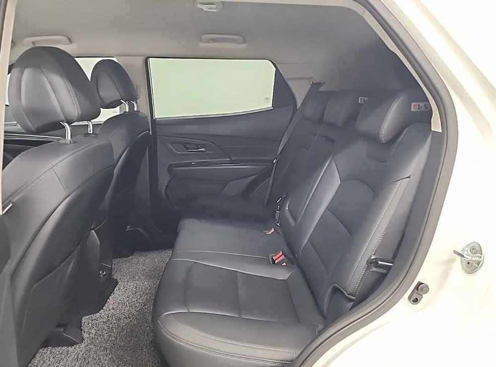 KG모빌리티(쌍용)  코란도 2WD 가솔린 1.5 C5 플러스 사진 12