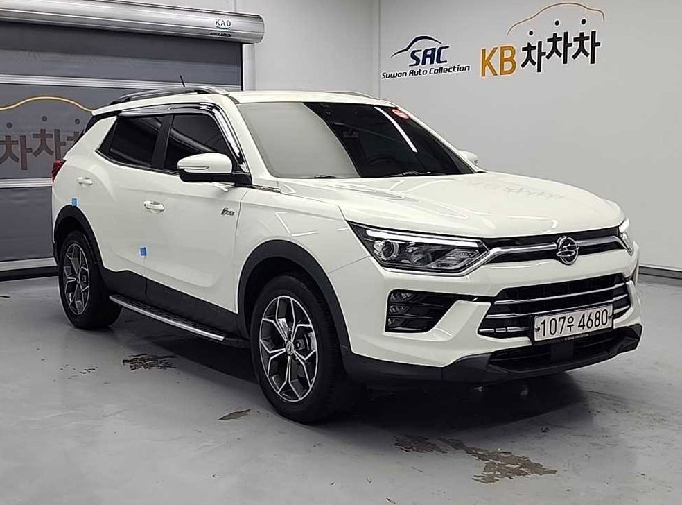 KG모빌리티(쌍용)  코란도 2WD 가솔린 1.5 C5 플러스 사진 4