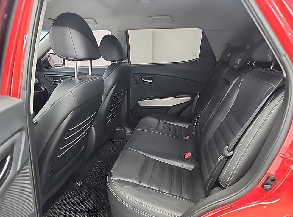 KG모빌리티(쌍용)  티볼리 가솔린 2WD 1.6 LX 사진 12