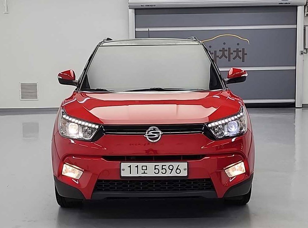 KG모빌리티(쌍용)  티볼리 가솔린 2WD 1.6 LX 사진 2
