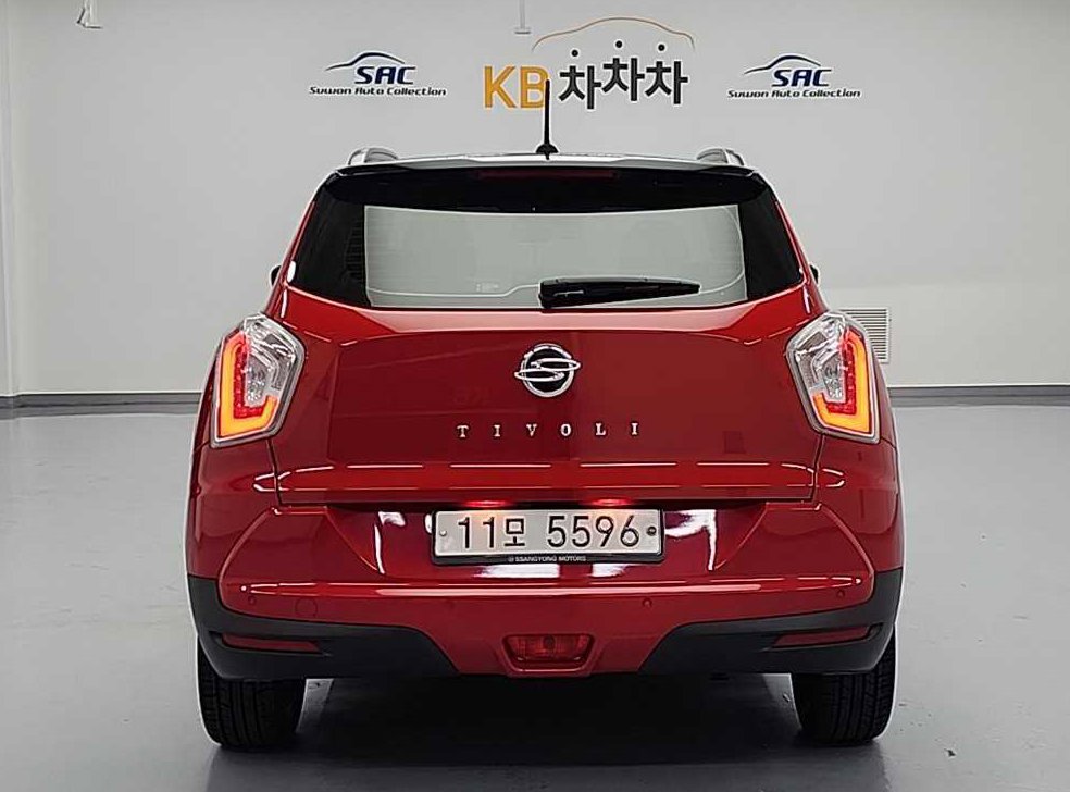KG모빌리티(쌍용)  티볼리 가솔린 2WD 1.6 LX 사진 3
