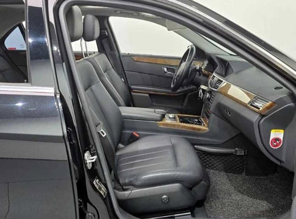 벤츠 E 클래스 E300 엘레강스 사진 11