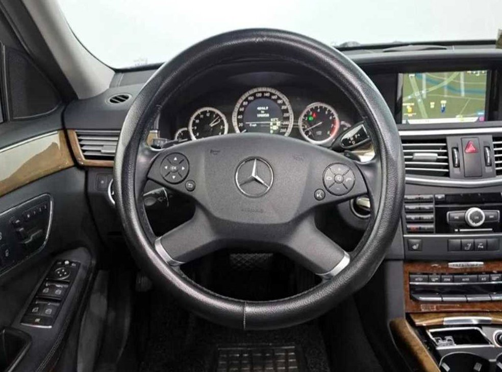 벤츠 E 클래스 E300 엘레강스 사진 13