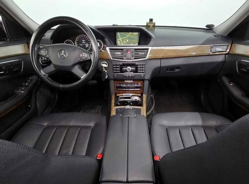 벤츠 E 클래스 E300 엘레강스 사진 7