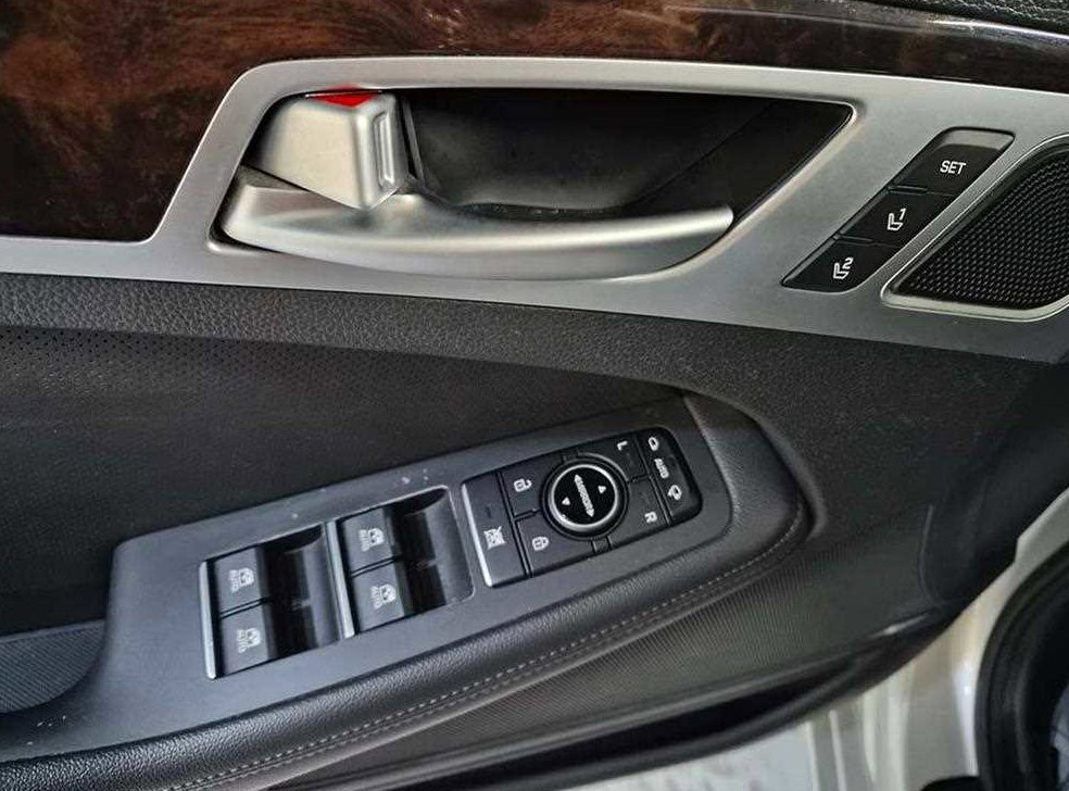현대 제네시스 G330 프리미엄 AWD 사진 11
