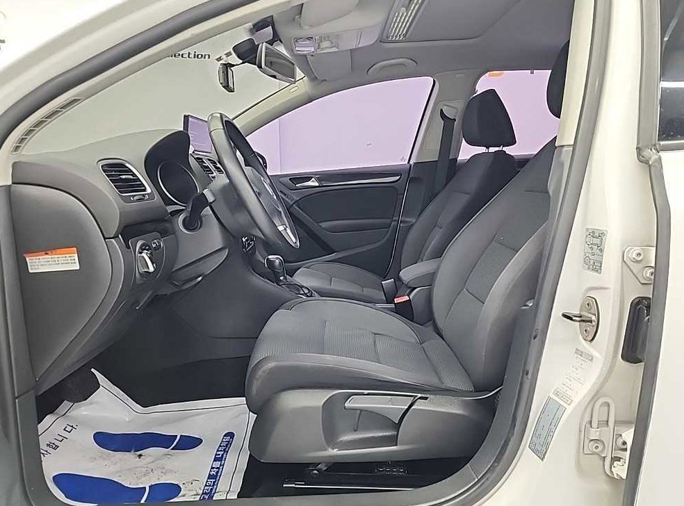 폭스바겐 골프 2.0 TDI 사진 11