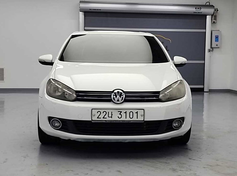 폭스바겐 골프 2.0 TDI 사진 2
