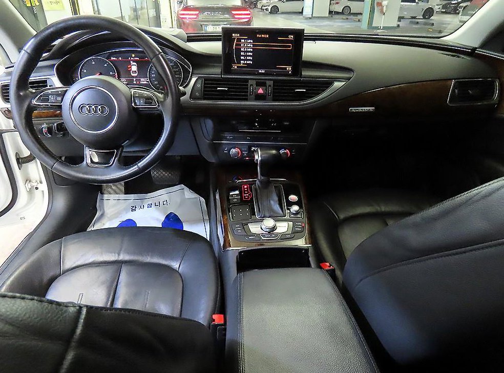 아우디 A7 45 TDI 콰트로 사진 10