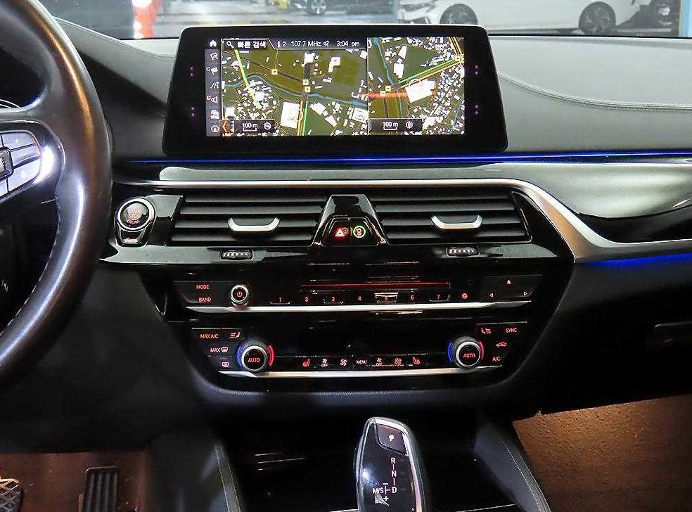 BMW 5시리즈 520i 럭셔리 사진 11